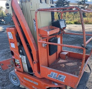 JLG toucan 800