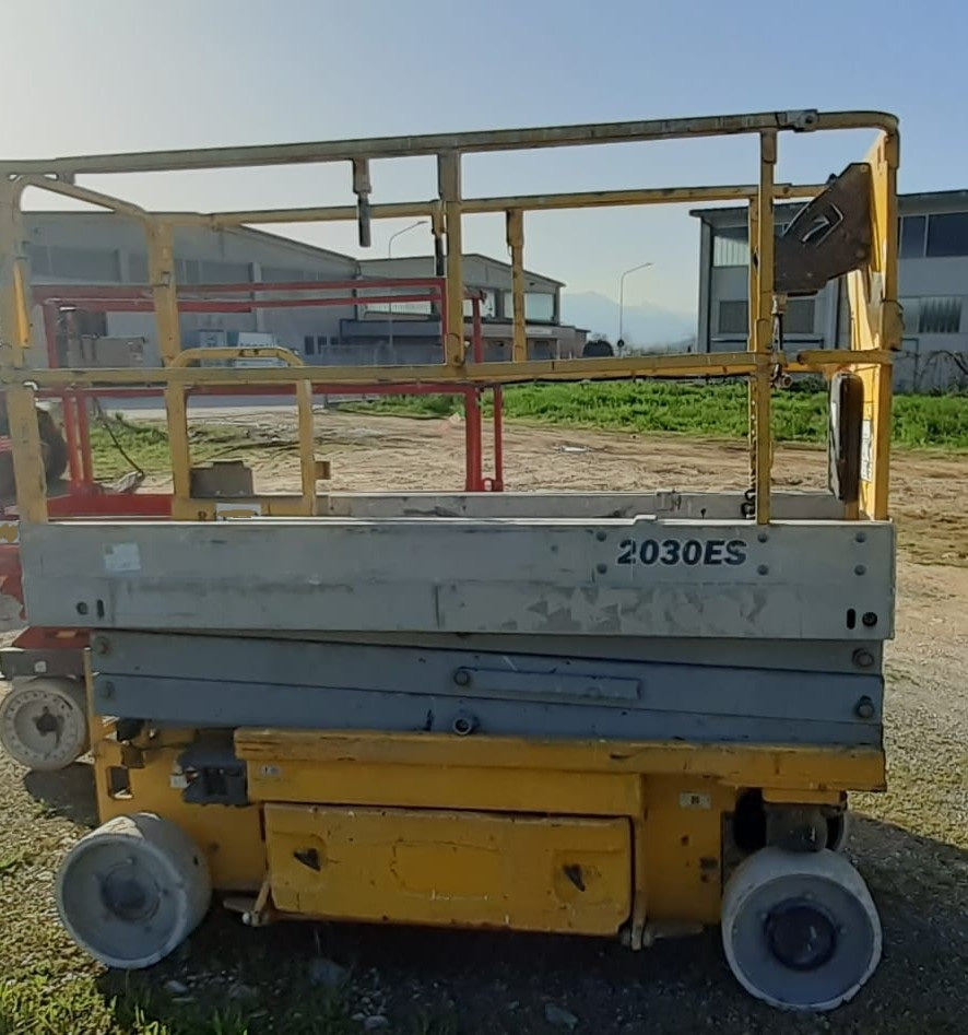 jlg 2030es