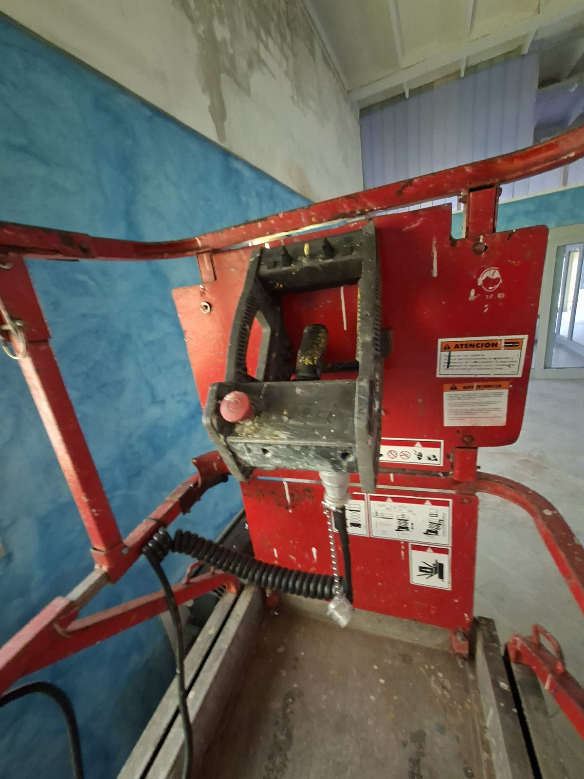 JLG 2030ES