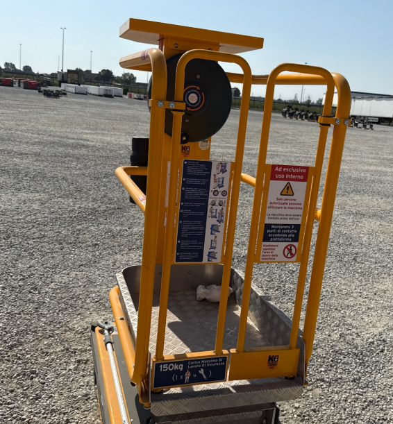 JLG Power Tower EcoLift 2.2 – Piattaforma aerea manuale compatta