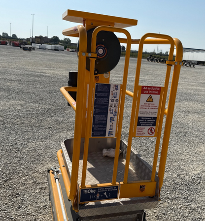 JLG Power Tower EcoLift 2.2 – Piattaforma aerea manuale compatta