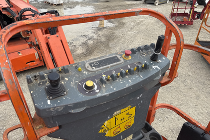 JLG E300AJP articolata elettrica con jib
