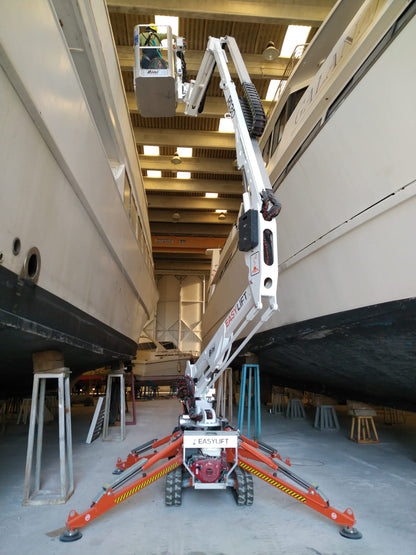 R130: piattaforma aerea cingolata da 12,20 m