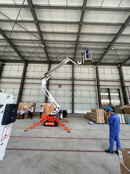 R160: piattaforma aerea cingolata da 15,60 m