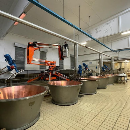 R180: piattaforma aerea cingolata da 17,60 m