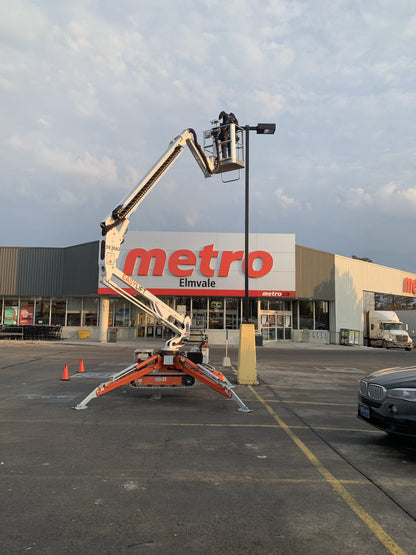 R180: piattaforma aerea cingolata da 17,60 m